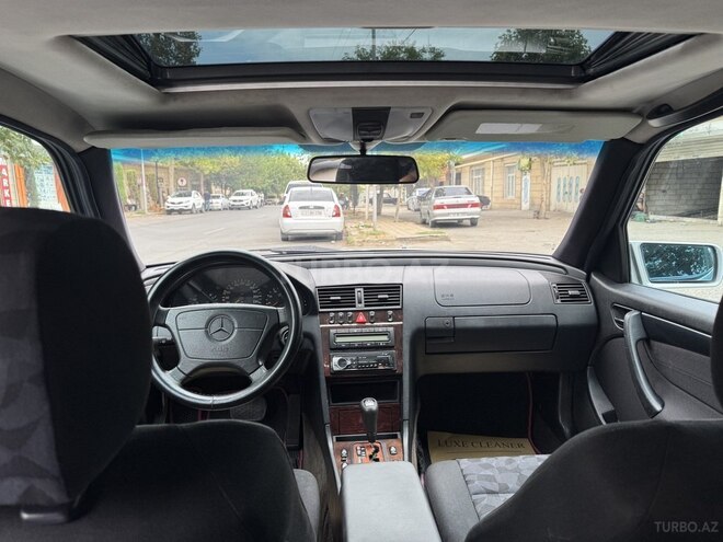 Mercedes C 180 1999, 298,000 km - 1.8 l - Ağcabədi