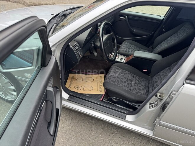 Mercedes C 180 1999, 298,000 km - 1.8 l - Ağcabədi