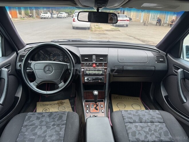Mercedes C 180 1999, 298,000 km - 1.8 l - Ağcabədi