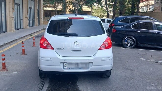 Nissan Tiida 2010, 147,000 km - 1.8 l - Bakı