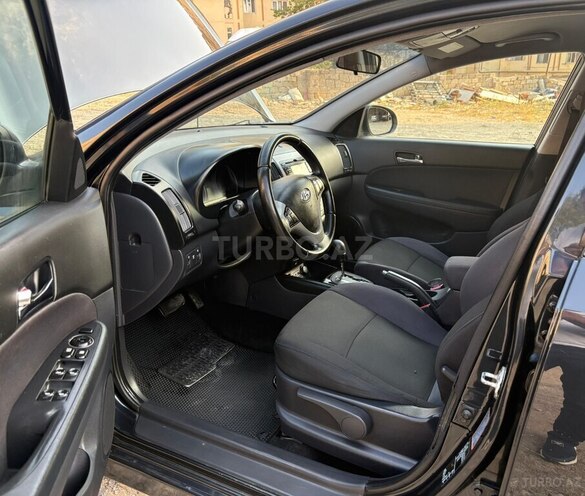 Hyundai i30 2010, 290,400 km - 1.6 л - Bakı