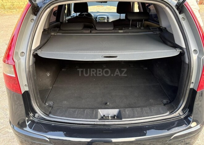 Hyundai i30 2010, 290,400 km - 1.6 л - Bakı