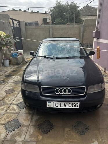 Audi A4 1995, 225,000 km - 1.8 l - Bakı