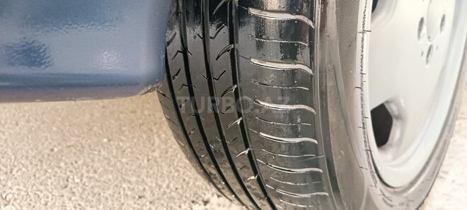 Mercedes E 220 1999, 530,000 km - 2.2 л - Bakı