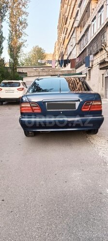 Mercedes E 220 1999, 530,000 km - 2.2 л - Bakı