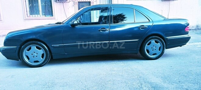 Mercedes E 220 1999, 530,000 km - 2.2 л - Bakı