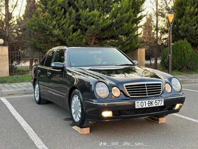 Mercedes E 270 2000, 316,000 km - 2.7 l - Saatlı