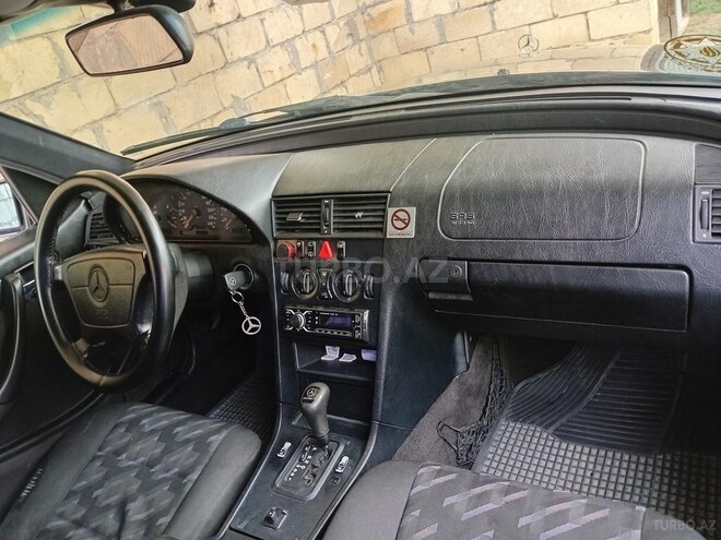 Mercedes C 180 1998, 436,000 km - 1.8 l - Sabirabad