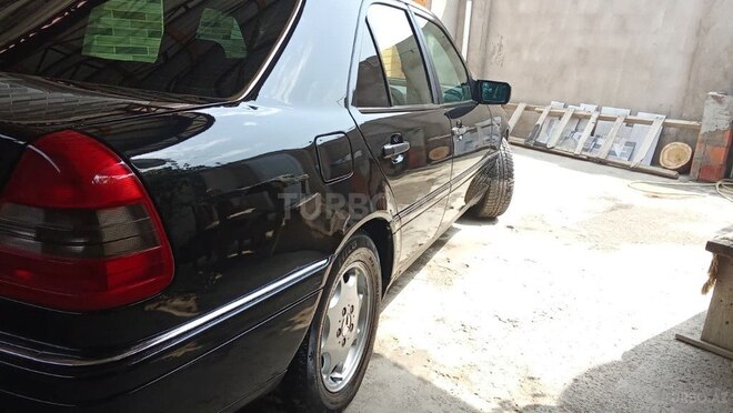 Mercedes C 220 1995, 342,369 km - 2.2 l - Bakı