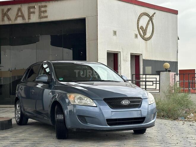 Kia Ceed 2007, 301,000 km - 1.4 l - Biləsuvar