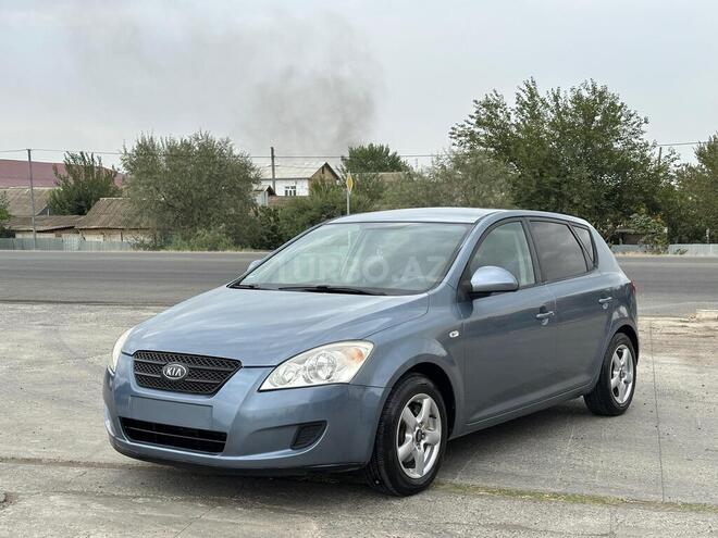 Kia Ceed 2007, 301,000 km - 1.4 l - Biləsuvar