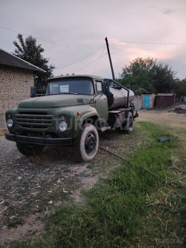 ZIL  1980, 330,000 km - 5.6 л - Yevlax