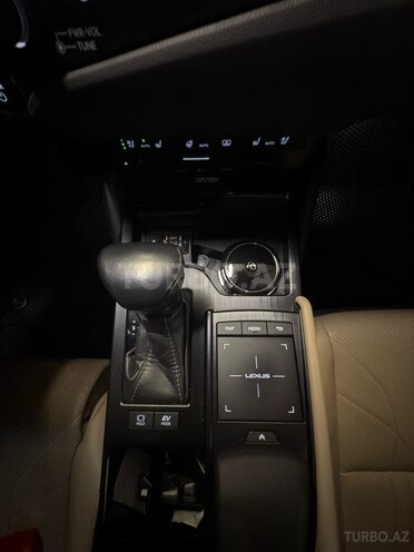Lexus ES 300h 2020, 57,000 km - 2.5 l - Bakı
