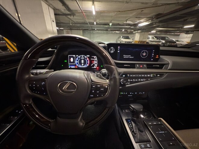 Lexus ES 300h 2020, 57,000 km - 2.5 l - Bakı
