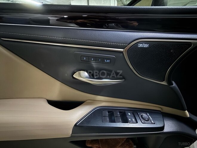 Lexus ES 300h 2020, 57,000 km - 2.5 l - Bakı