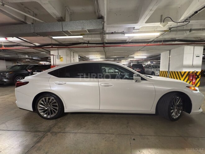 Lexus ES 300h 2020, 57,000 km - 2.5 l - Bakı