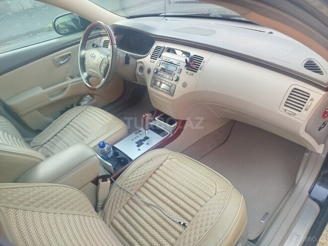 Hyundai Grandeur 2007, 300,000 km - 2.7 l - Qax
