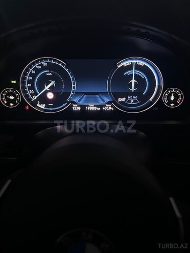 BMW 520 2016, 179,000 km - 2.0 l - Bakı