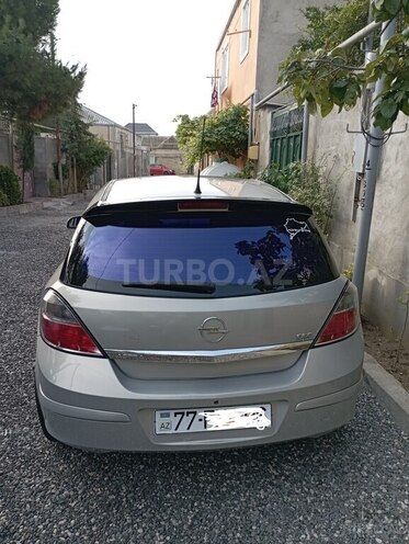 Opel Astra 2008, 320,000 km - 1.4 l - Astara