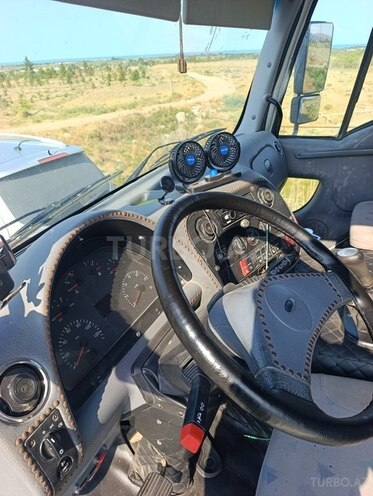 Ford Cargo 2007, 320,000 km - 7.5 l - Siyəzən