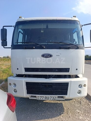 Ford Cargo 2007, 320,000 km - 7.5 l - Siyəzən