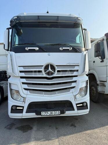 Mercedes Actros 1844 2015, 858,000 km - 12.0 l - Bakı