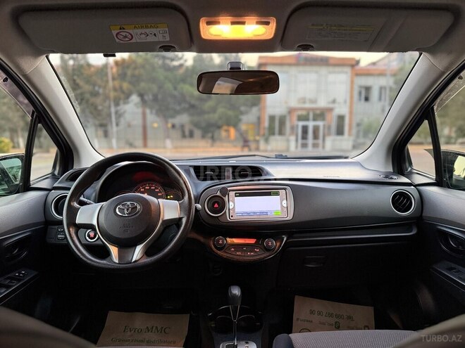 Toyota Vitz 2012, 176,000 km - 1.3 l - Gəncə