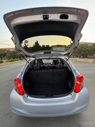 Toyota Vitz 2012, 176,000 km - 1.3 l - Gəncə