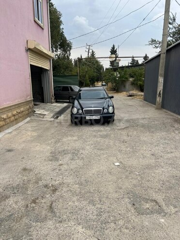 Mercedes E 280 1996, 300,000 km - 2.8 l - Cəlilabad