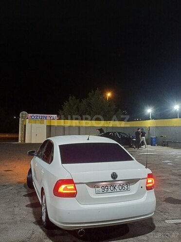 Volkswagen Polo 2012, 186,000 km - 1.6 л - Bakı