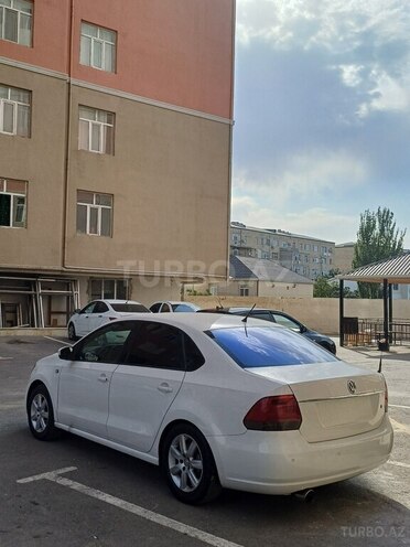 Volkswagen Polo 2012, 186,000 km - 1.6 л - Bakı