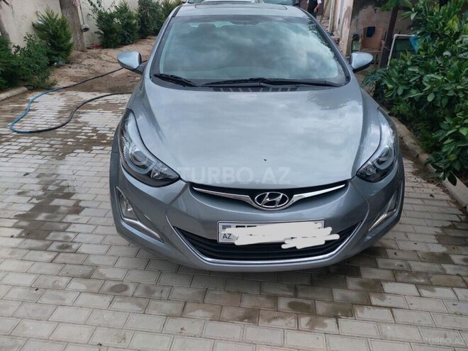 Hyundai Elantra 2015, 135,185 km - 1.8 l - Bakı