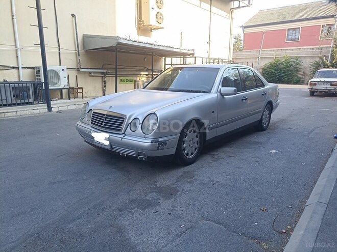Mercedes E 230 1995, 34,568 km - 2.3 l - Bakı