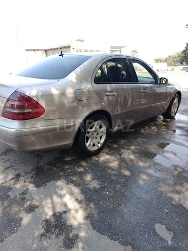Mercedes E 220 2005, 485,326 km - 2.2 l - Ağcabədi