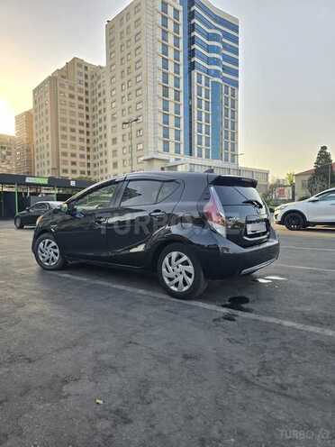 Toyota Aqua 2016, 197,000 km - 1.5 l - Bakı