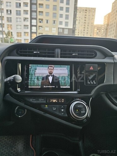 Toyota Aqua 2016, 197,000 km - 1.5 l - Bakı