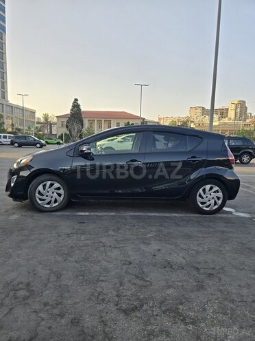 Toyota Aqua 2016, 197,000 km - 1.5 l - Bakı