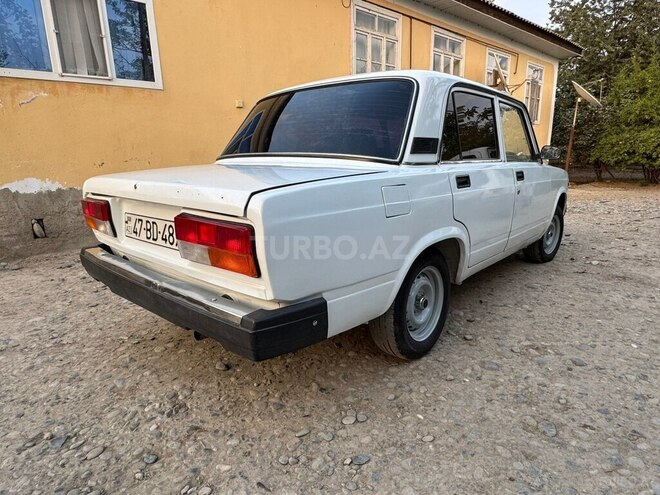 LADA (VAZ) 2107 2004, 80,000 km - 1.6 l - Neftçala