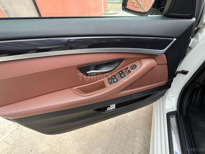 BMW 520 2016, 246,000 km - 2.0 l - Bakı