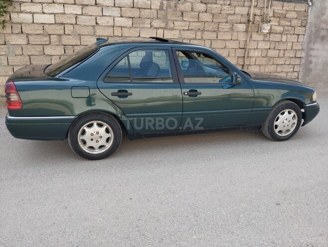 Mercedes C 220 1995, 125,000 km - 2.2 l - Bakı
