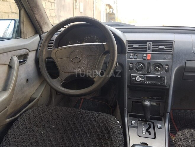 Mercedes C 220 1995, 125,000 km - 2.2 l - Bakı
