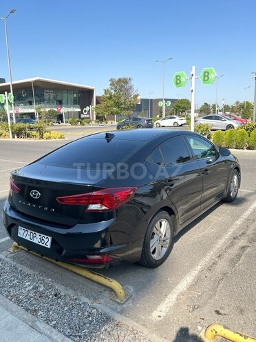 Hyundai Elantra 2018, 73,000 km - 2.0 л - Bakı