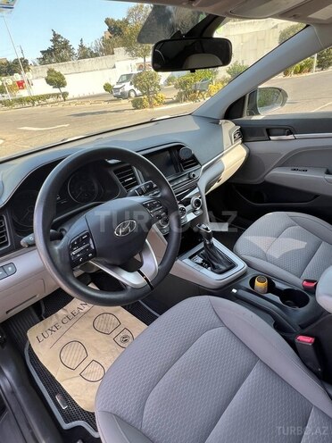 Hyundai Elantra 2018, 73,000 km - 2.0 л - Bakı
