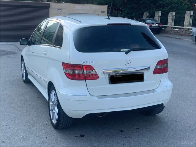 Mercedes B 200 2010, 174,010 km - 2.0 l - Bakı