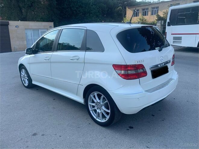 Mercedes B 200 2010, 174,010 km - 2.0 l - Bakı