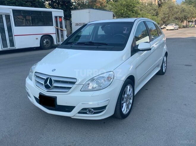 Mercedes B 200 2010, 174,010 km - 2.0 l - Bakı