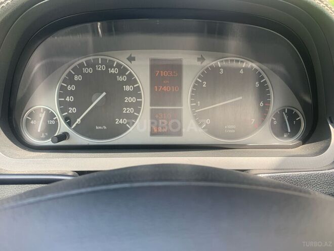 Mercedes B 200 2010, 174,010 km - 2.0 l - Bakı