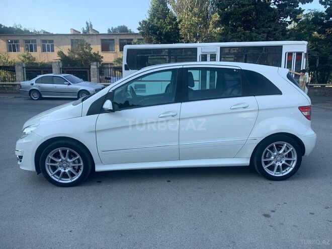 Mercedes B 200 2010, 174,010 km - 2.0 l - Bakı