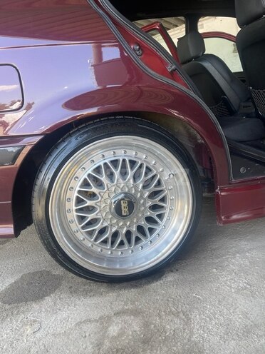 BMW 318 1993, 400,000 km - 1.8 l - Gəncə