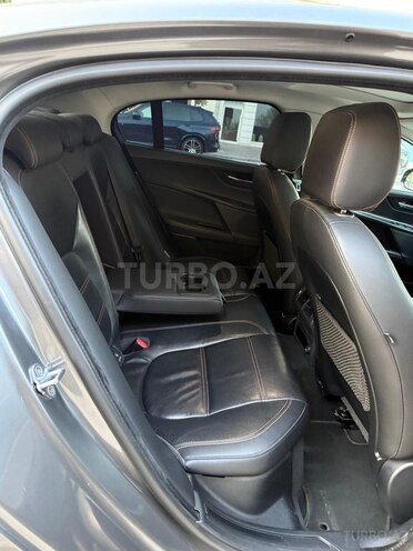 Jaguar XE 2018, 89,000 km - 2.0 l - Bakı